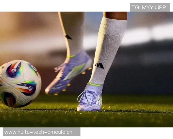 探索足球鞋的科技创新与设计发展对运动表现的影响与未来趋势