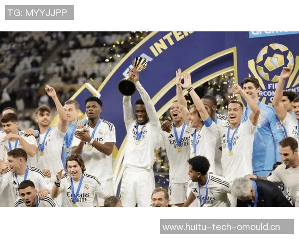 皇马主场迎战亚特兰大首回合较量全景分析与精彩回顾